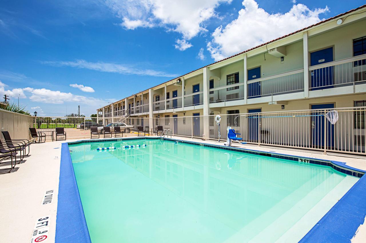 Motel 6 Texas City Zewnętrze zdjęcie